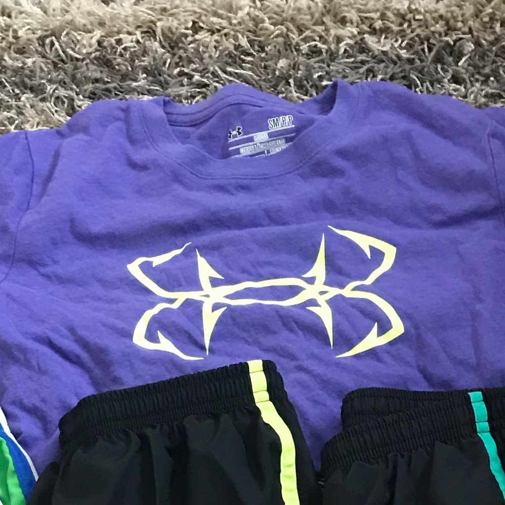 Under armor shirt